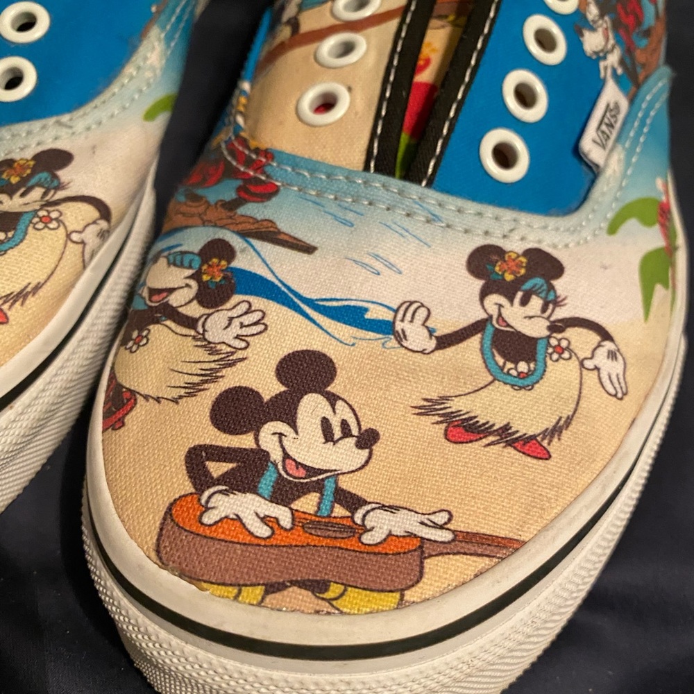 Disney Vans Shoes Hula Beach Mickey Minnie 9.5M, 11W